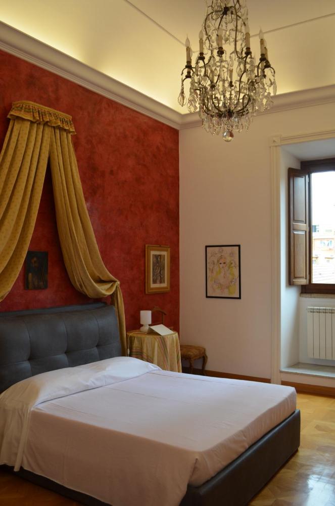 Elegante appartamento nel centro di Roma